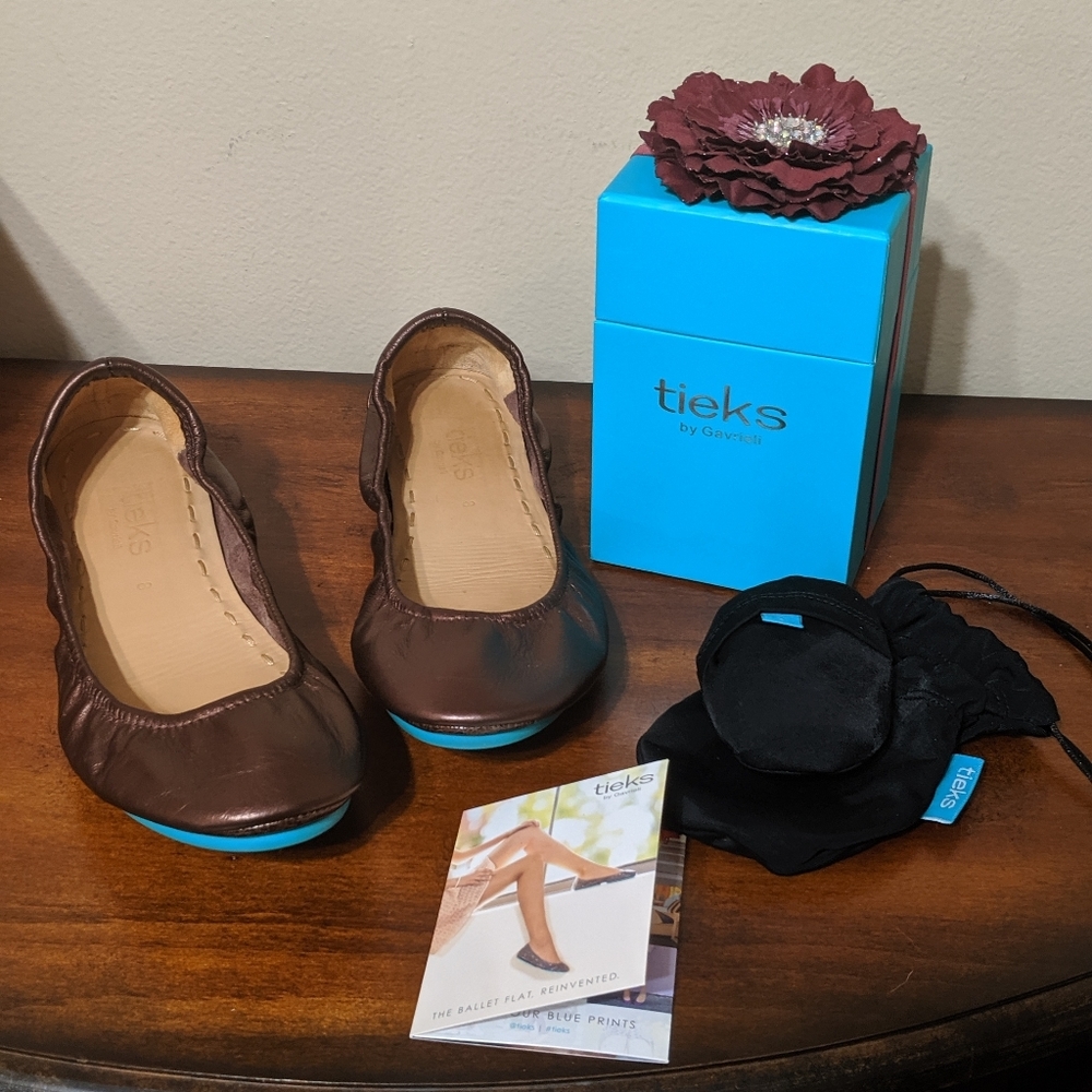 2018 Limited Edition Raspberry Truffle Tieks 8